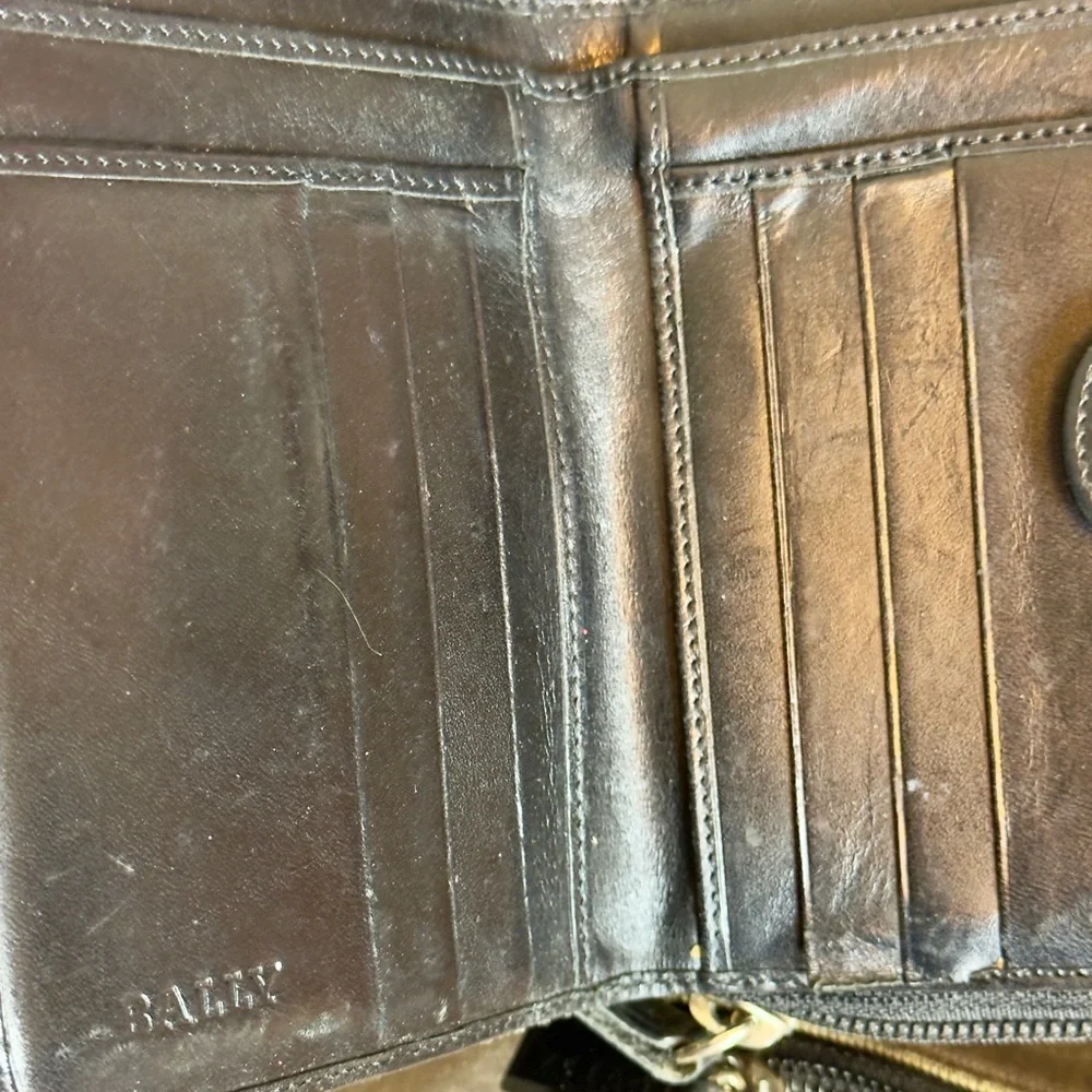 Bally Black Cream Woven Leather Bi Fold Wallet